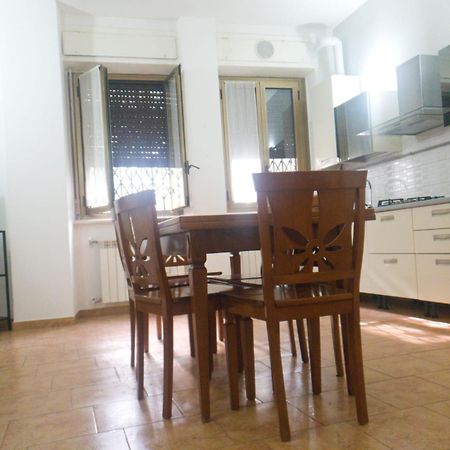 Maffucci 24 Bilocale Molto Spazioso E Moderno Milano Exteriör bild