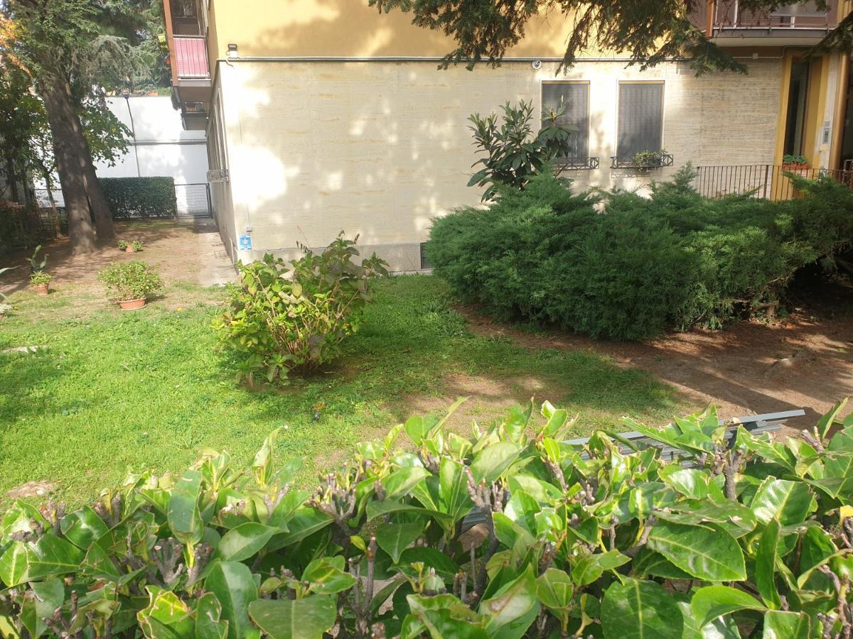 Maffucci 24 Bilocale Molto Spazioso E Moderno Milano Exteriör bild